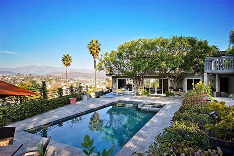 airbnb in los angeles ca.